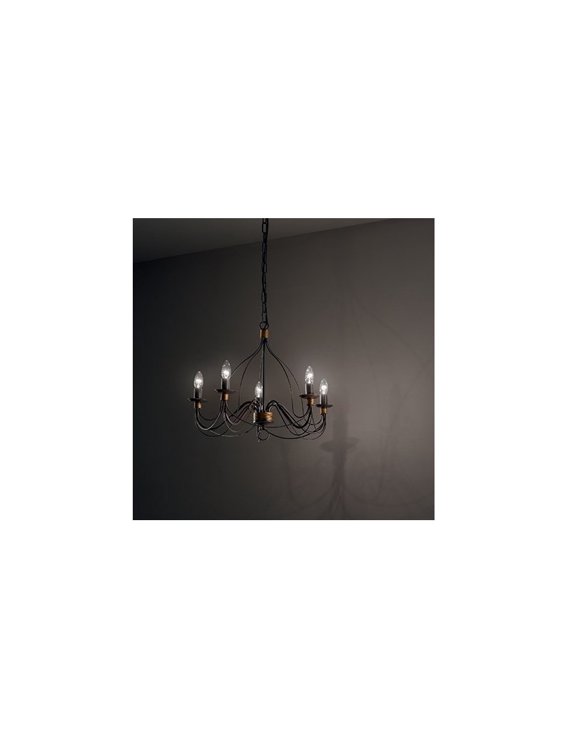 Lampadario 5 luci metallo lavorato finitura ruggine shabby chic Lampadario 5 luci metallo lavorato finitura ruggine shabby chic