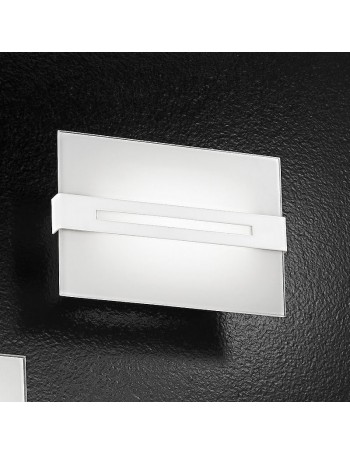 ANTEALUCE: Blade applique moderna rettangolare vetro satinato metallo bianco 20x14cm in offerta