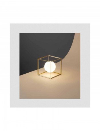 PERENZ: Cube lampada da tavolo in metallo oro opaco camera in offerta