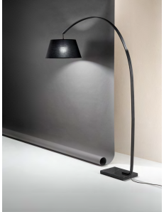 PERENZ: Tamara piantana ad arco con paralume stoffa nero classico in offerta