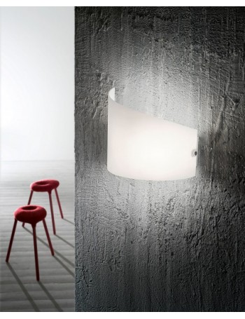 Moa Applique curva vetro bianco 