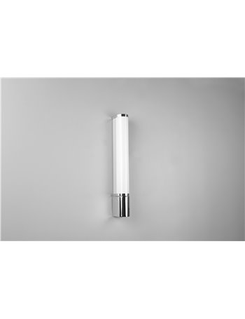 Piera applique led bordo cromo con presa corrente ed interruttore ip44 l. 41,5cm Moderno LED