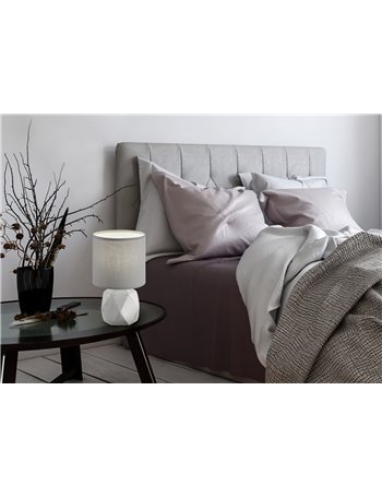 Pike lampada da tavolo con base cemento a rombi e paralume grigio h. 28cm d. 16cm Moderno E14