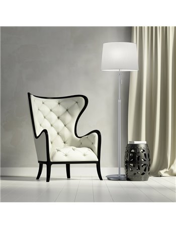 Lyon piantana acciaio satinato con paralume bianco regolabile in altezza e con 3 lampadine ad accensione separata h. 140-180cm, 