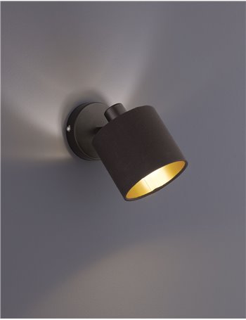 Tommy spot singolo con diffusore paralume nero interno oro base metallo nero opaco h.19cm